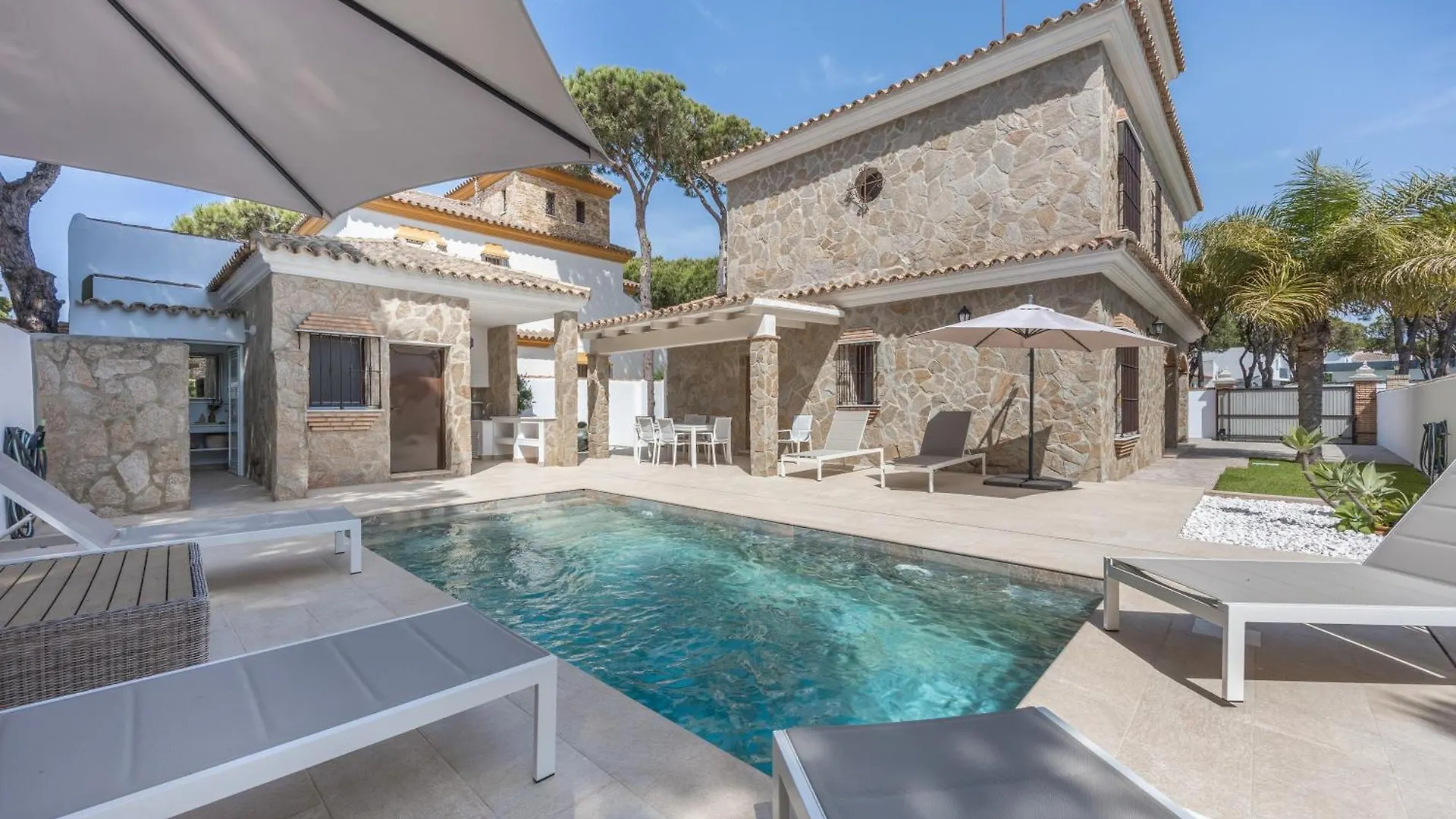 Chalet Con Piscina En Chiclana Chiclana de la Frontera