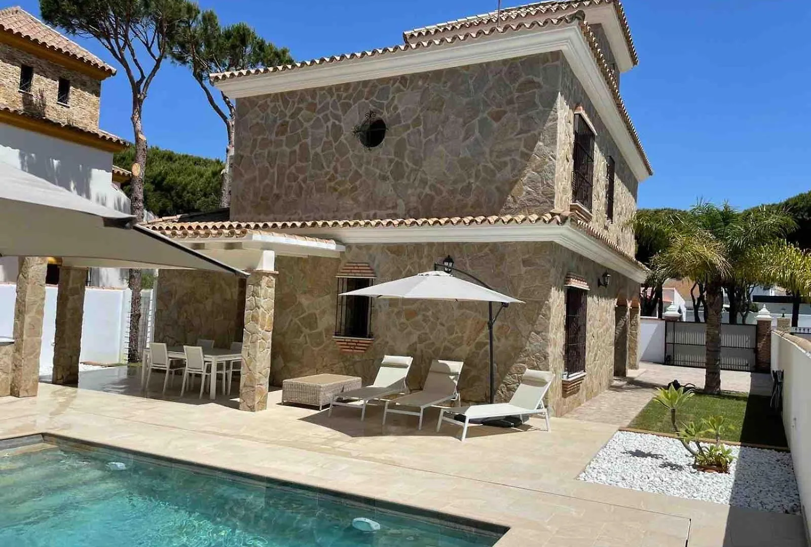 צ'יקלנה דה לה פרונטרה Chalet Con Piscina En Chiclana